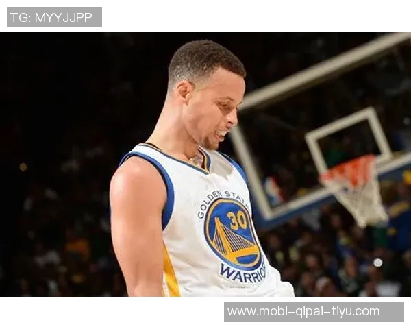 哈珀表现低迷全场仅得6分3助攻4失误半场命中率惨淡 哈珀表现低迷全场仅得6分3助攻4失误半场命中率惨淡