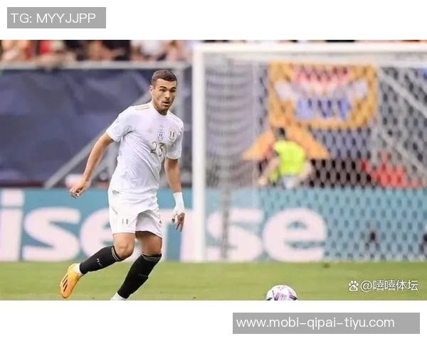 隆戈报道曼联与罗马就齐尔克泽买断条件展开谈判总费用或达四千万欧元